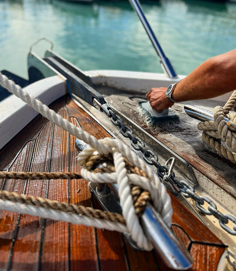 Consigli per Mantenere la Tua Imbarcazione in Perfette Condizioni