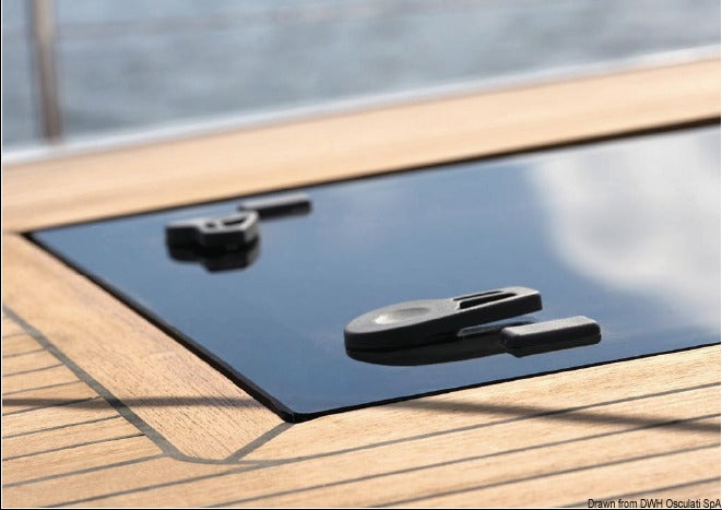 Passo uomo Lewmar Flush Hatch 60